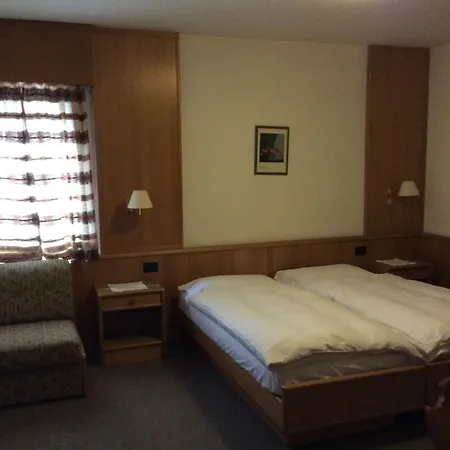 Colli Guest house *